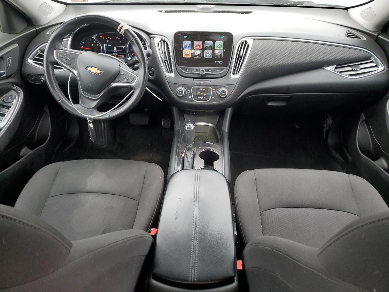 2018 Chevrolet Malibu - Image 8