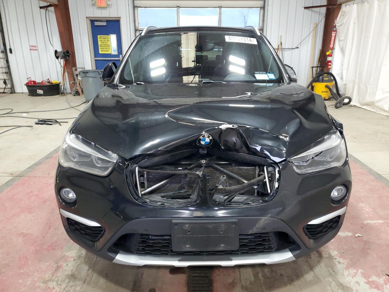 2017 BMW X1 - Image 5