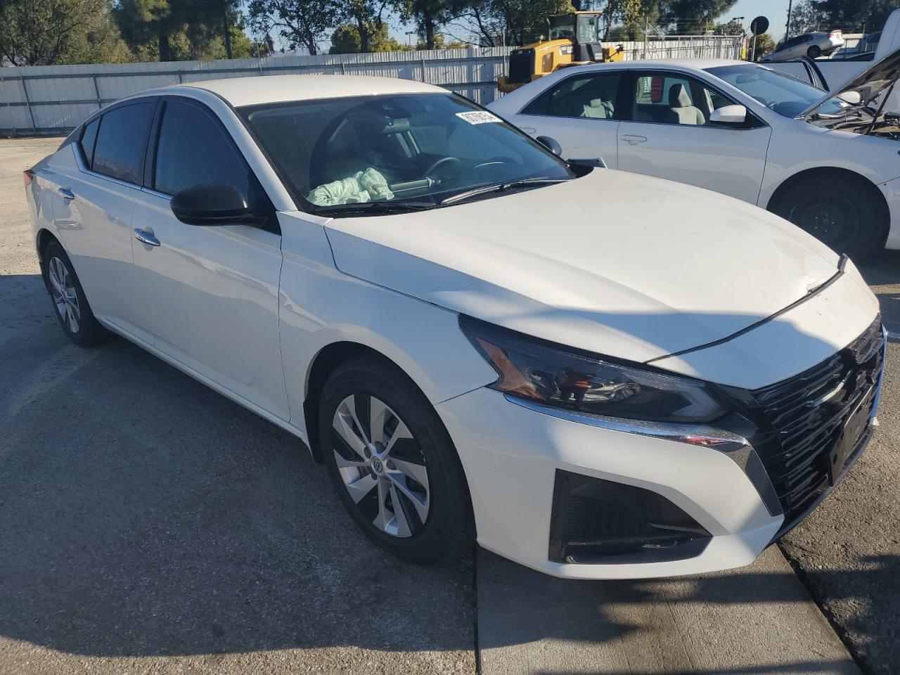 2024 Nissan Altima - Image 4