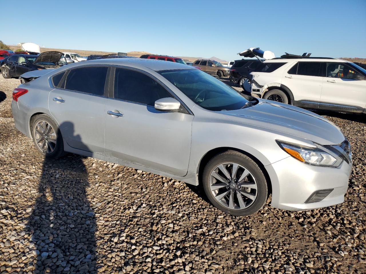 2017 Nissan Altima - Image 4