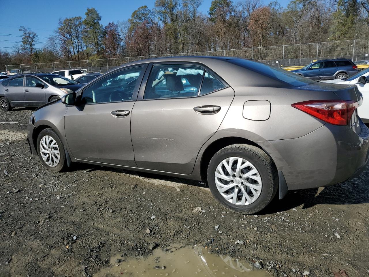 2017 Toyota Corolla - Image 2