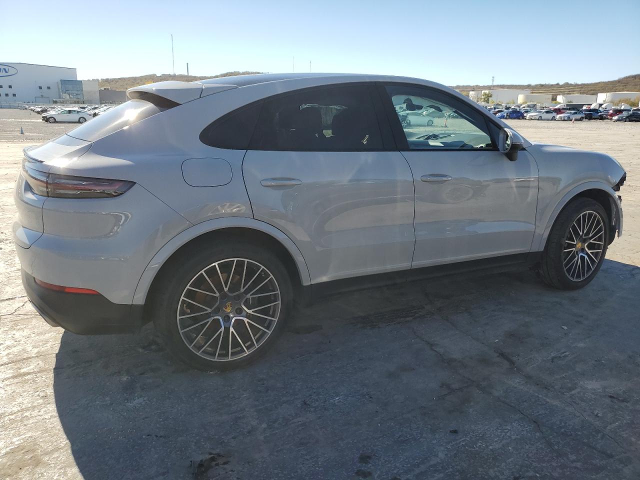 VIN WP1BA2AY2PDA26543 2023 PORSCHE CAYENNE no.3