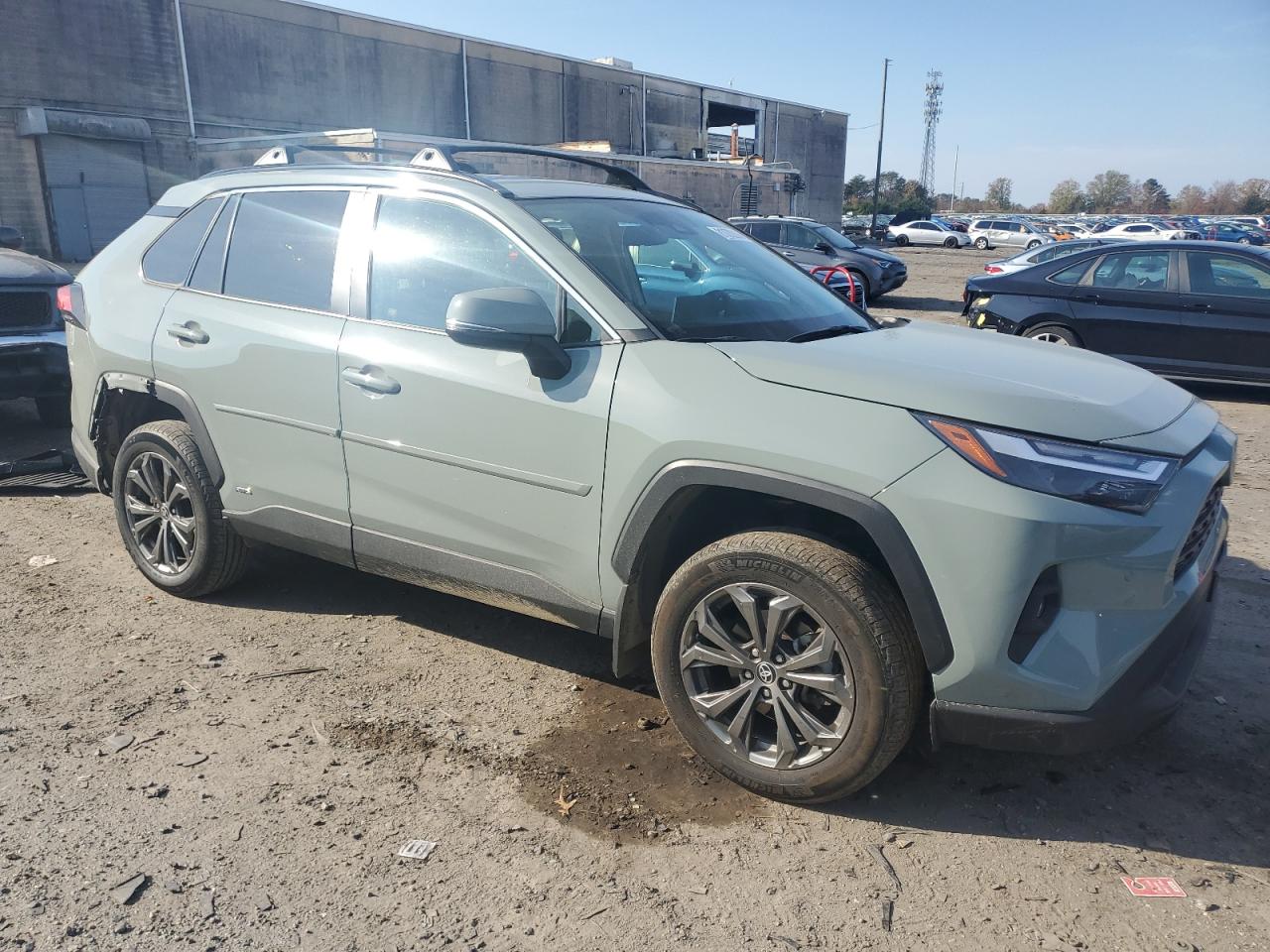 2022 Toyota RAV 4 - Image 4