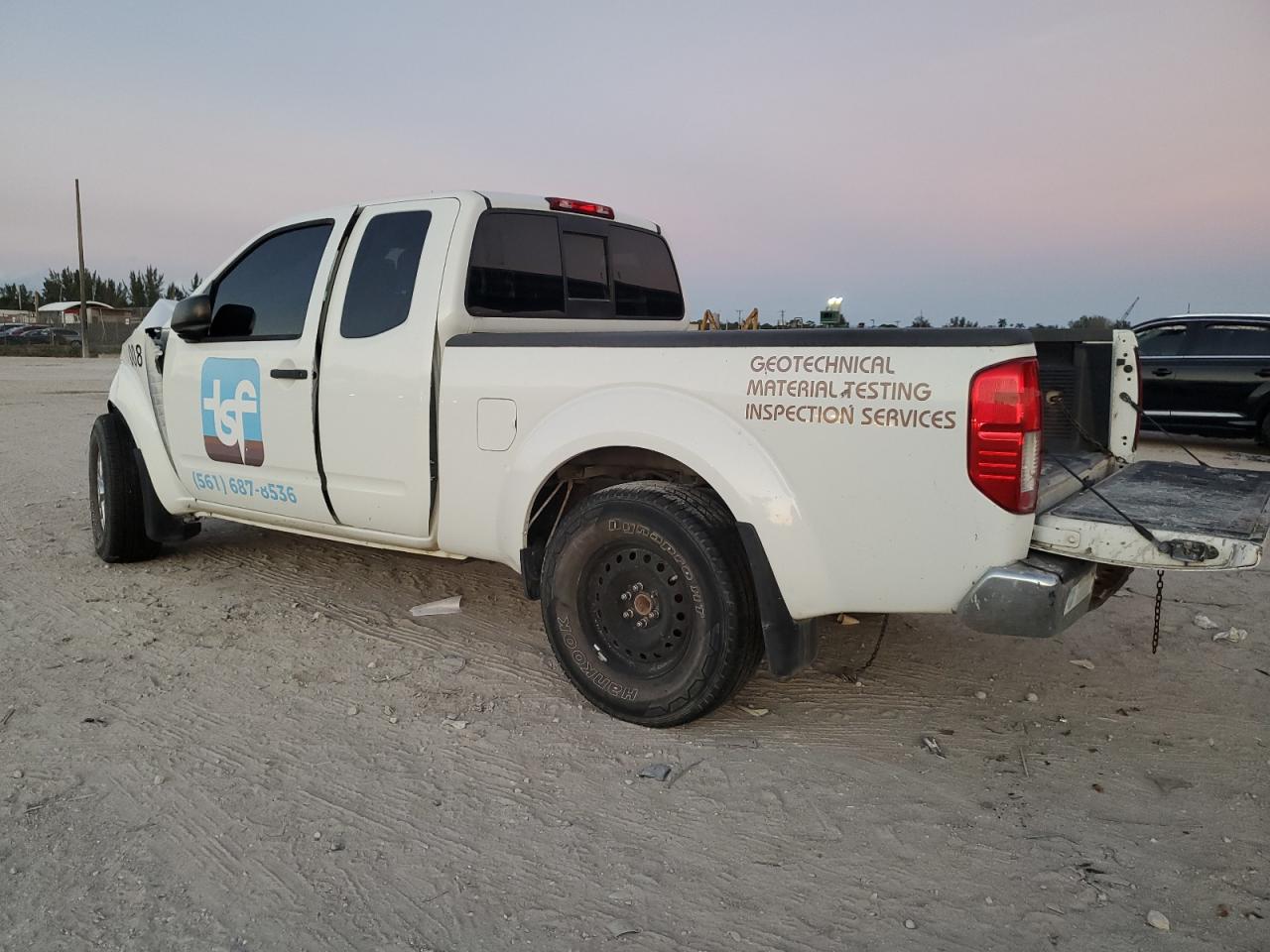2019 Nissan Navara (Frontier) - Image 2