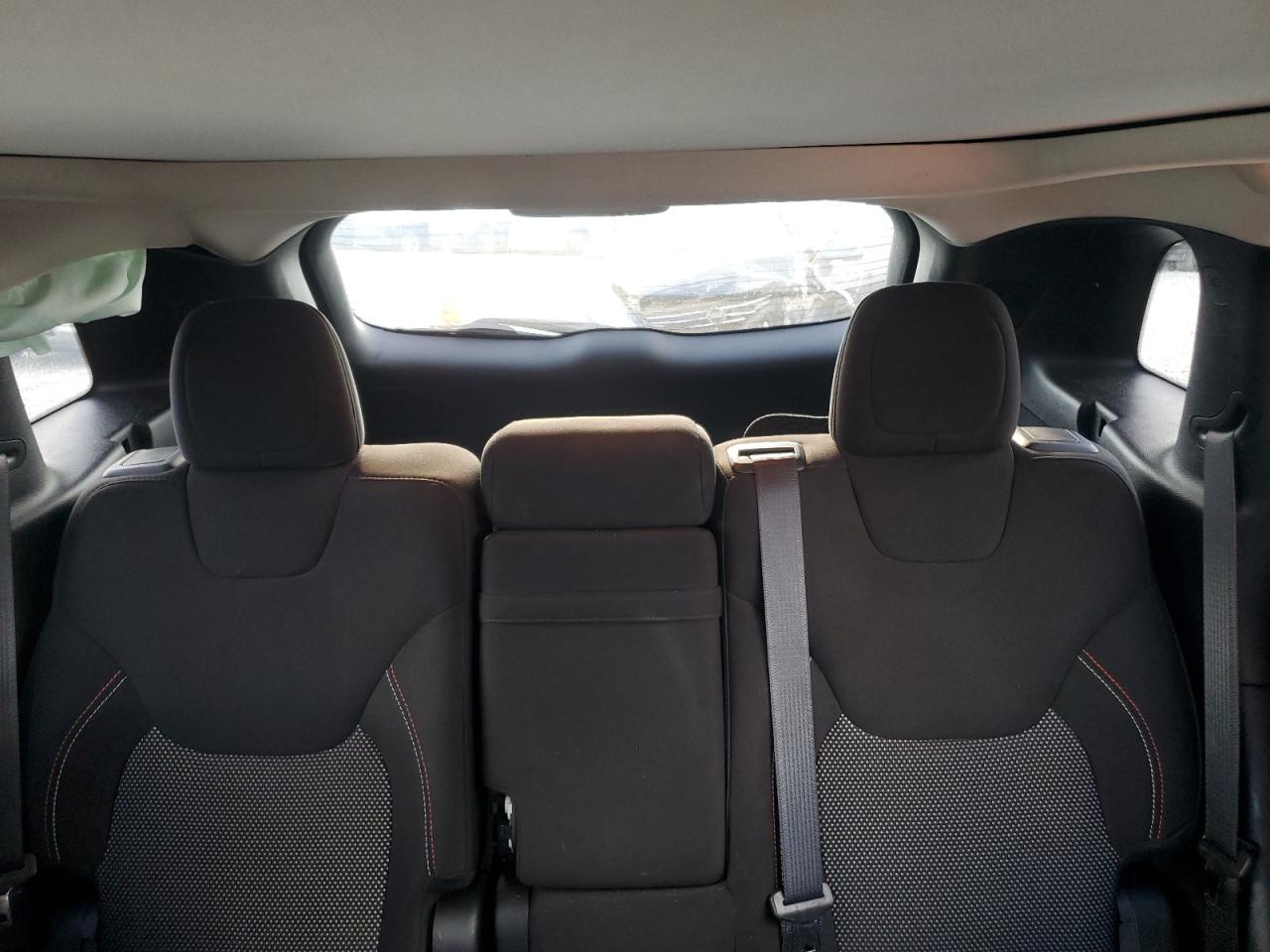 2016 Jeep Grand Cherokee - Image 10