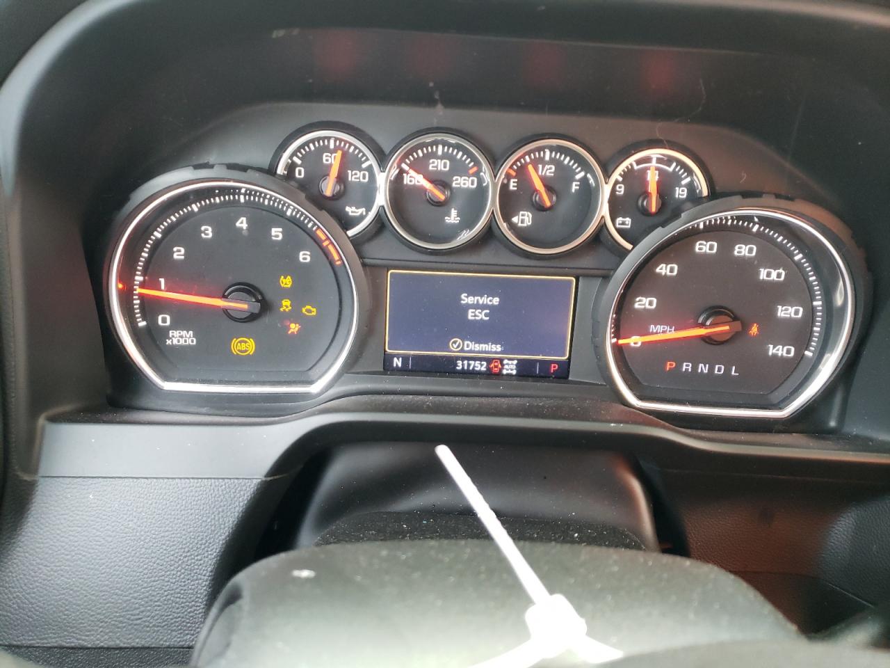 2022 Chevrolet Silverado - Image 9