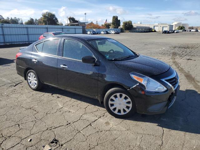  NISSAN VERSA 2016 Черный