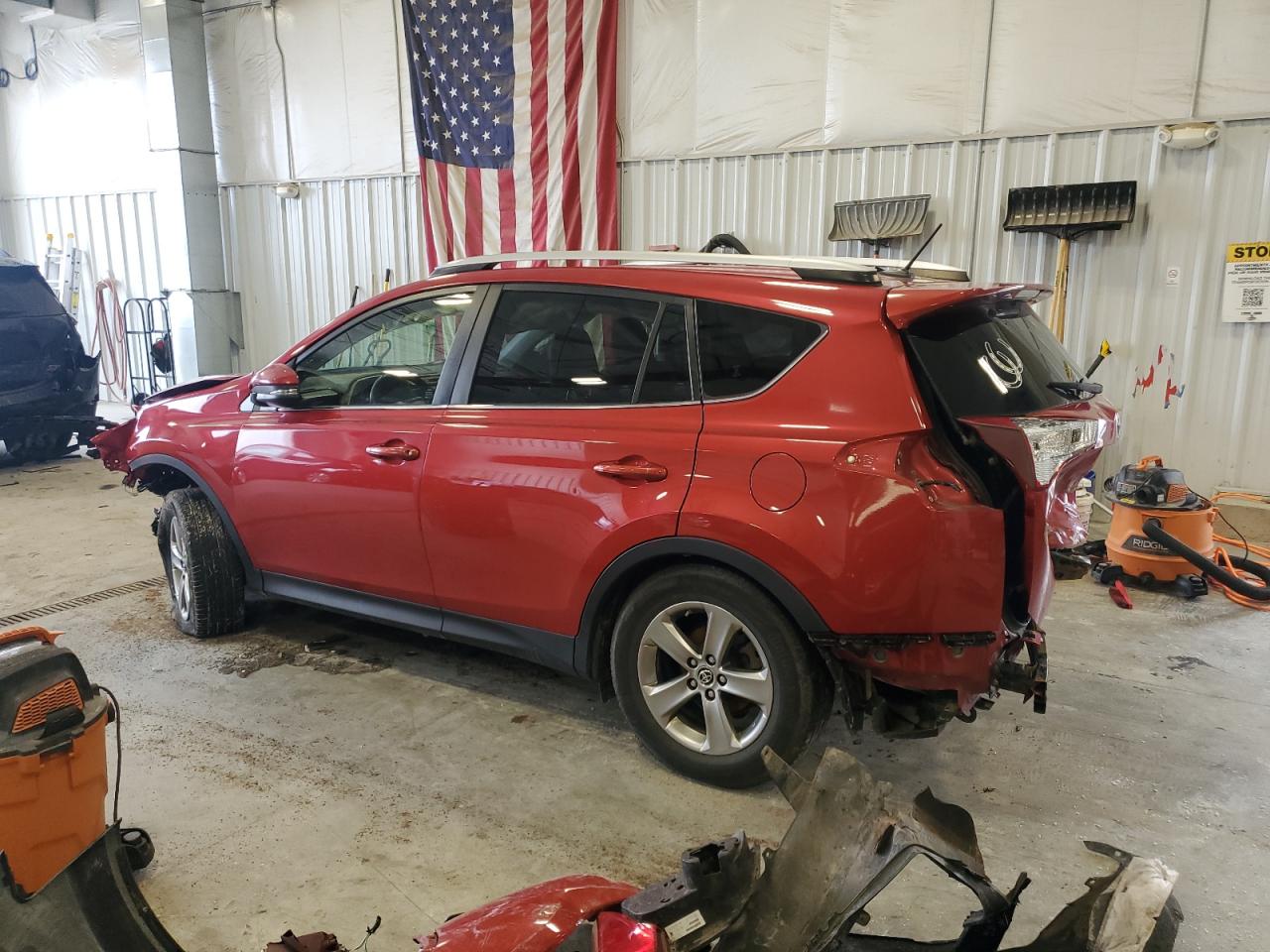 2015 Toyota RAV 4 - Image 2