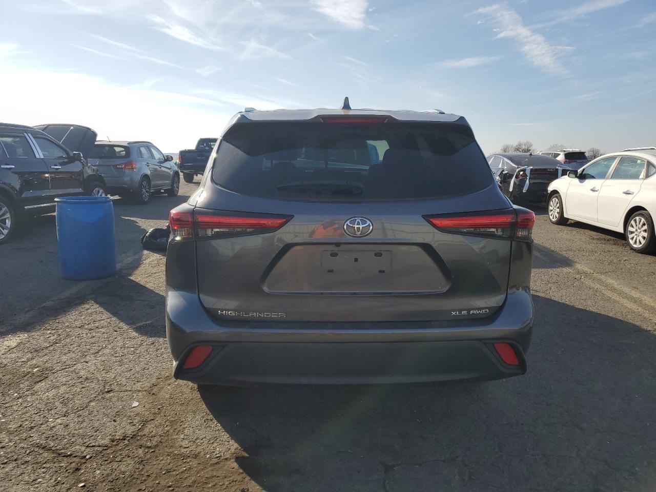 2021 Toyota Highlander Xle VIN: 5TDHZRBH2MS545345 Lot: 80887674