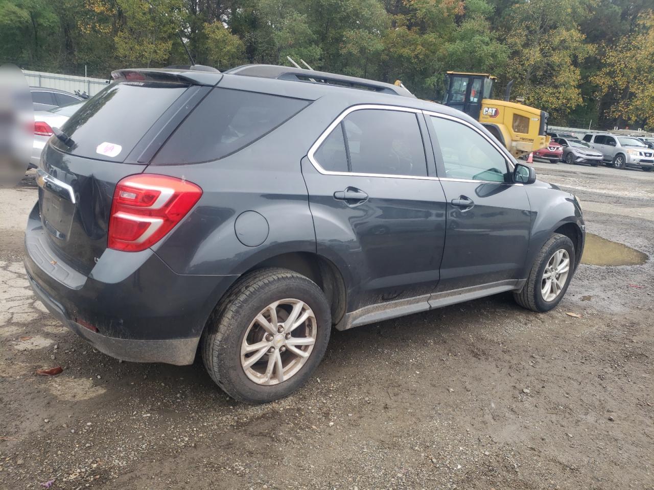 2017 Chevrolet Equinox - Image 3