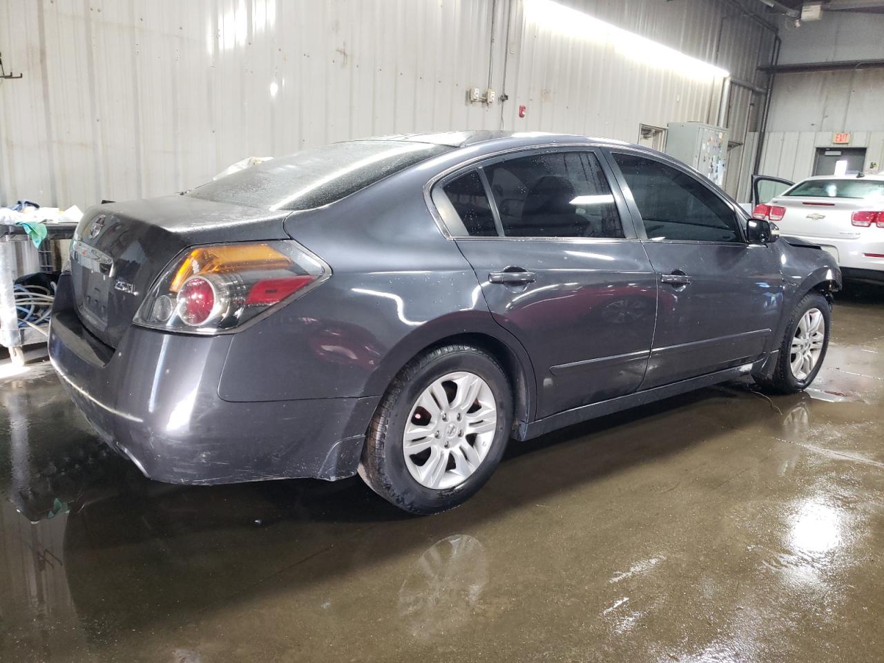2010 Nissan Altima - Image 3