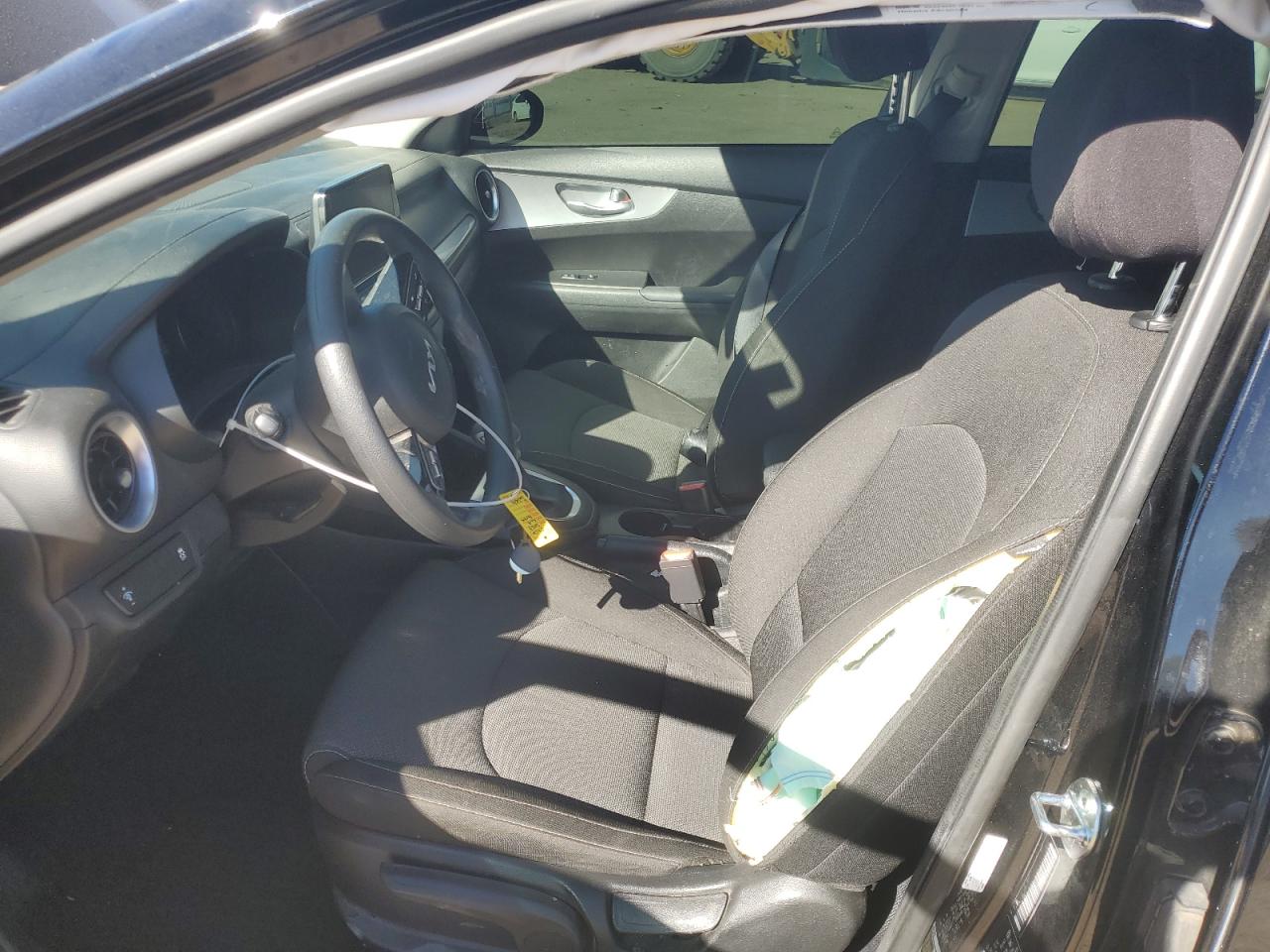 2023 Kia Forte - Image 7