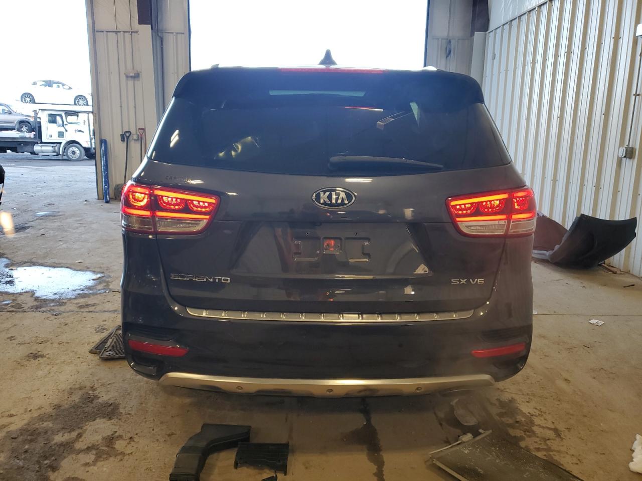 2017 Kia Sorento Sx VIN: 5XYPKDA50HG232324 Lot: 79063984