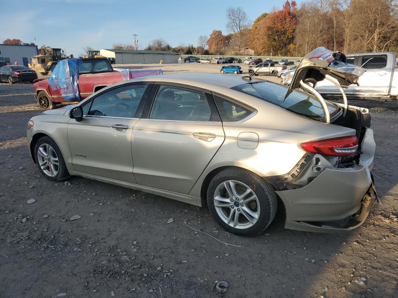 VIN 3FA6P0LU6JR157513 2018 FORD FUSION no.2