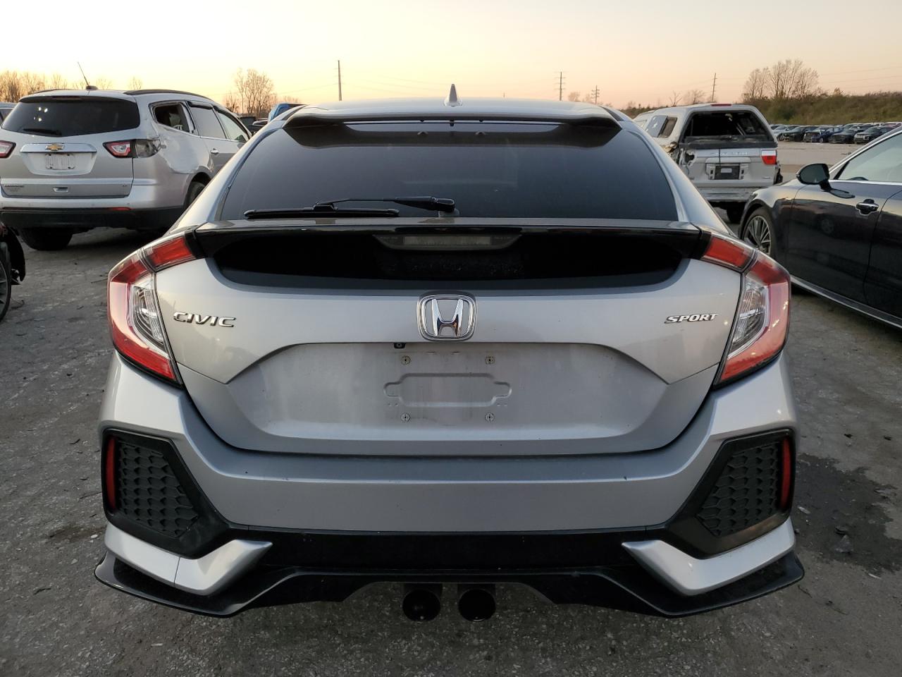 2018 Honda Civic - Image 6