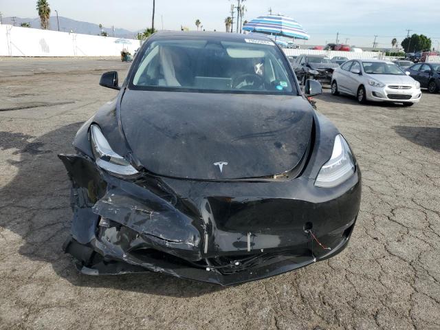  TESLA MODEL Y 2023 Черный
