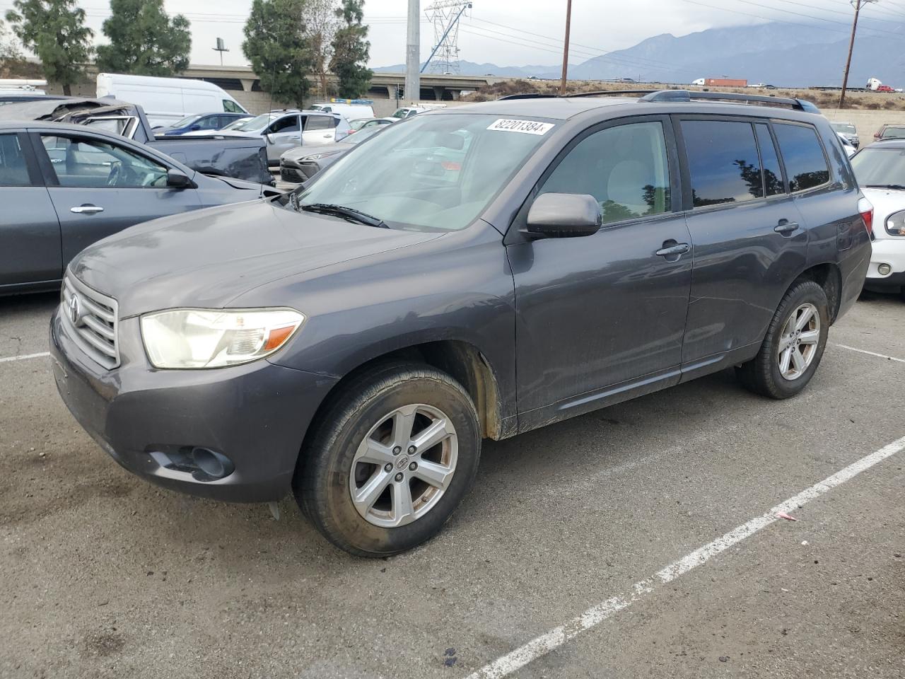 2010 Toyota Highlander - Image 1