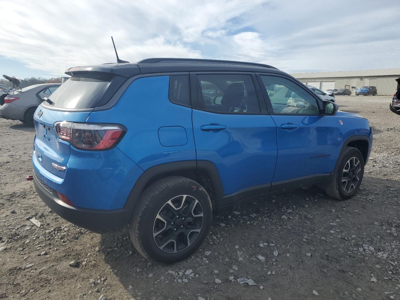2021 Jeep Compass - Image 3