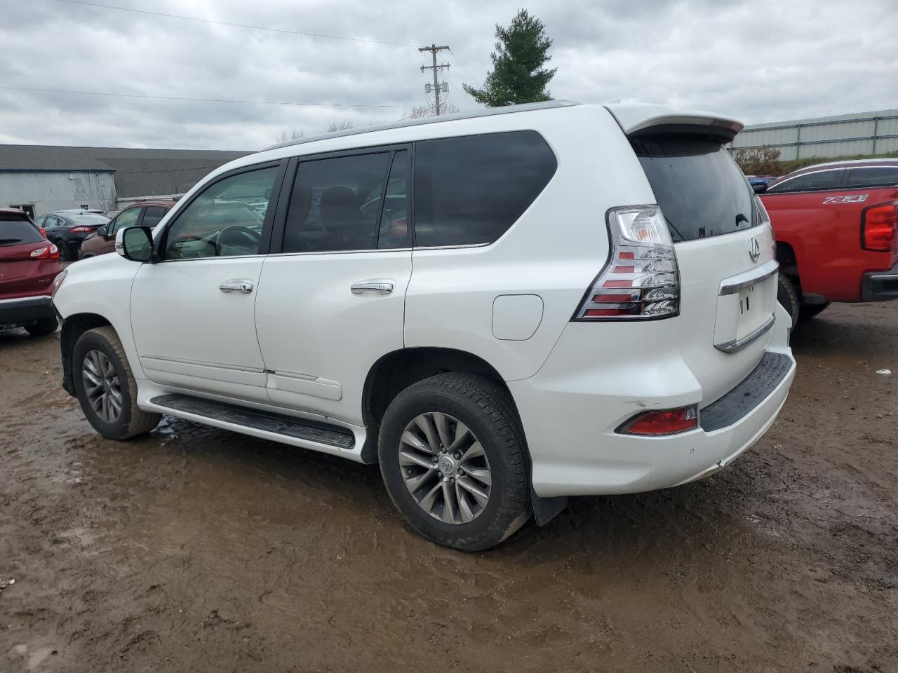 2019 Lexus GX - Image 2