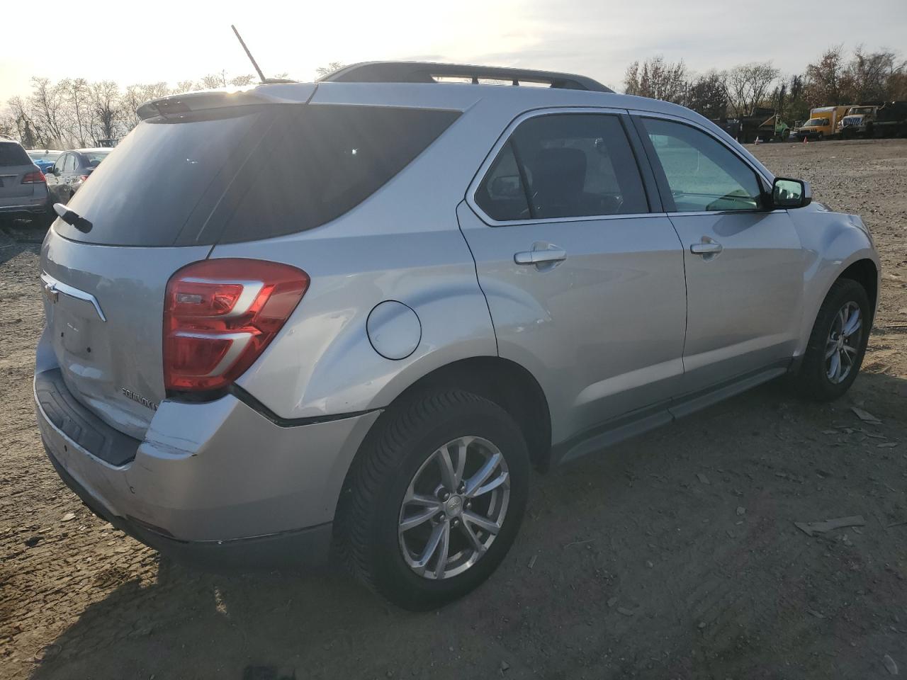 2016 Chevrolet Equinox - Image 3