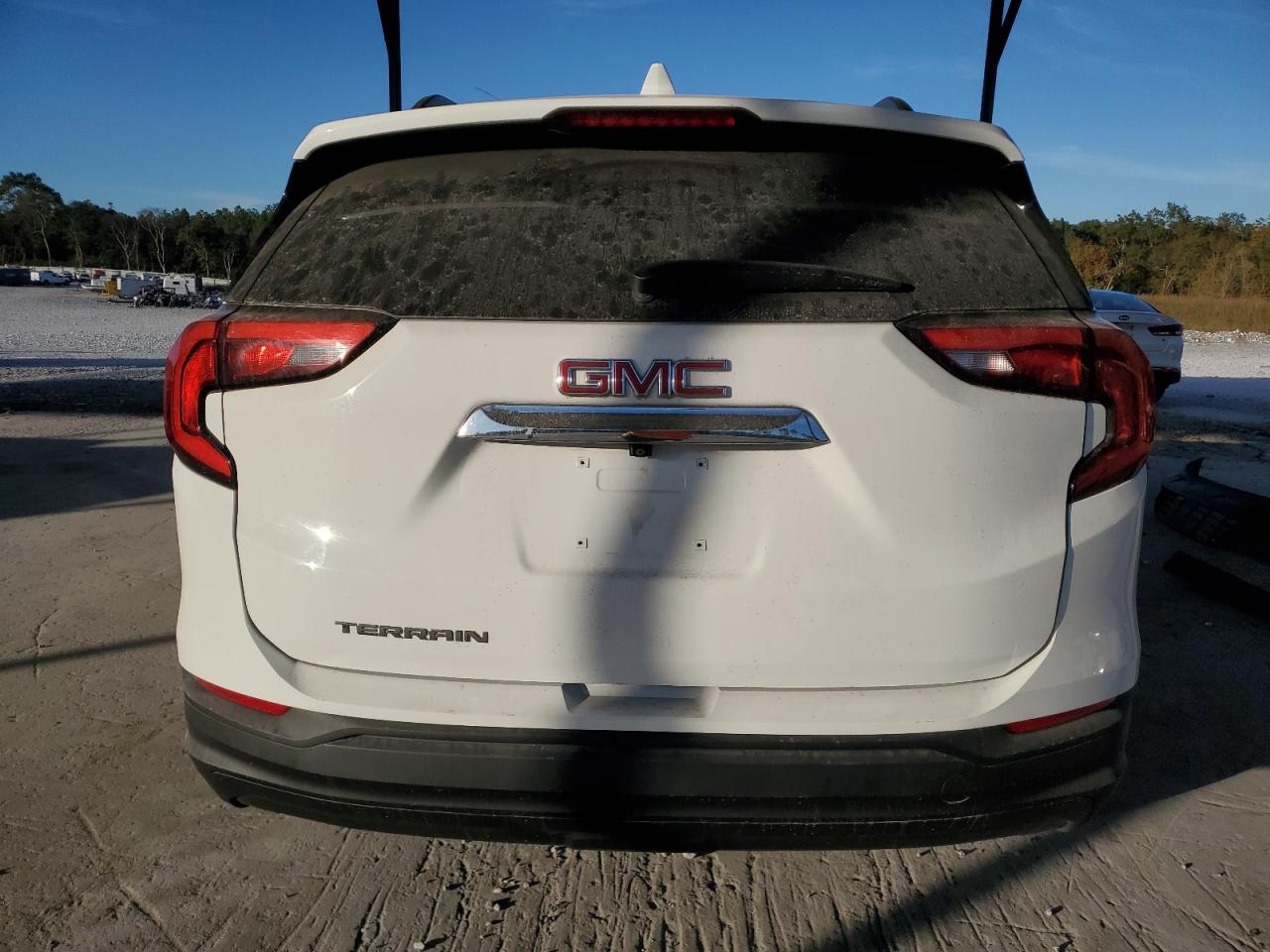 2020 GMC Terrain - Image 6