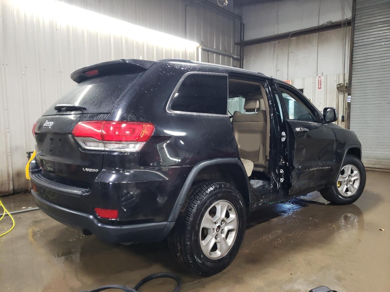 2015 Jeep Grand Cherokee - Image 3