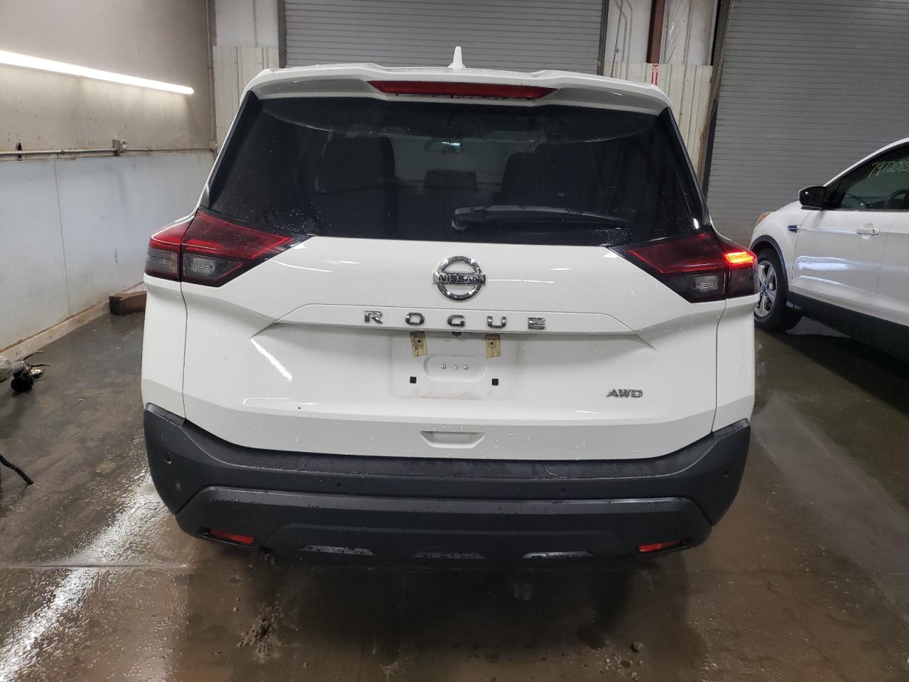 2021 Nissan Rogue - Image 6