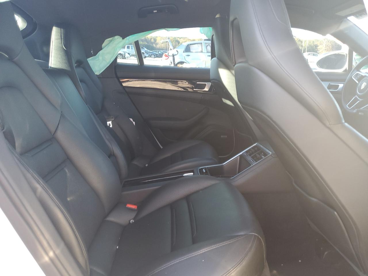 2019 Porsche Panamera - Image 10