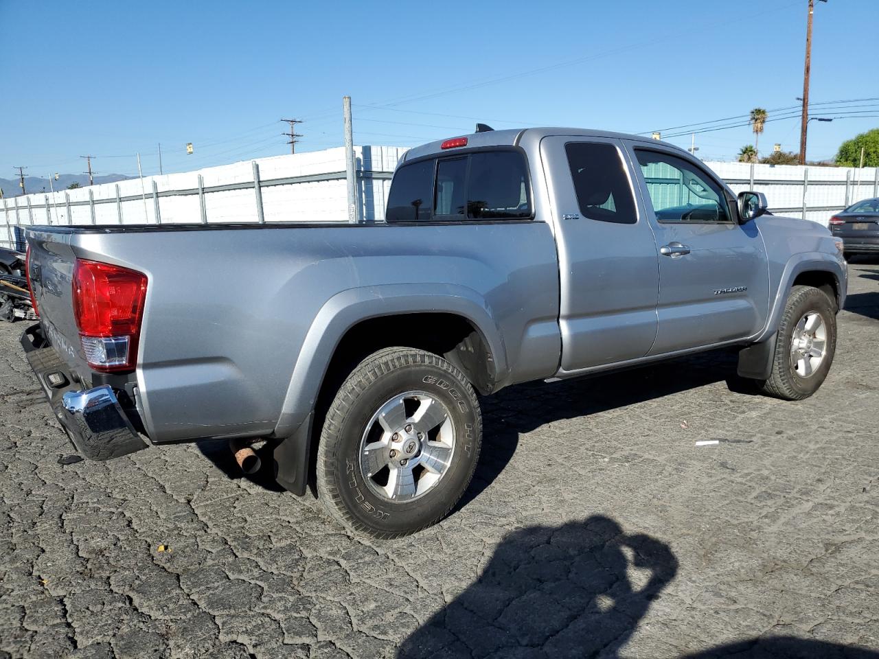 2017 Toyota Tacoma - Image 3