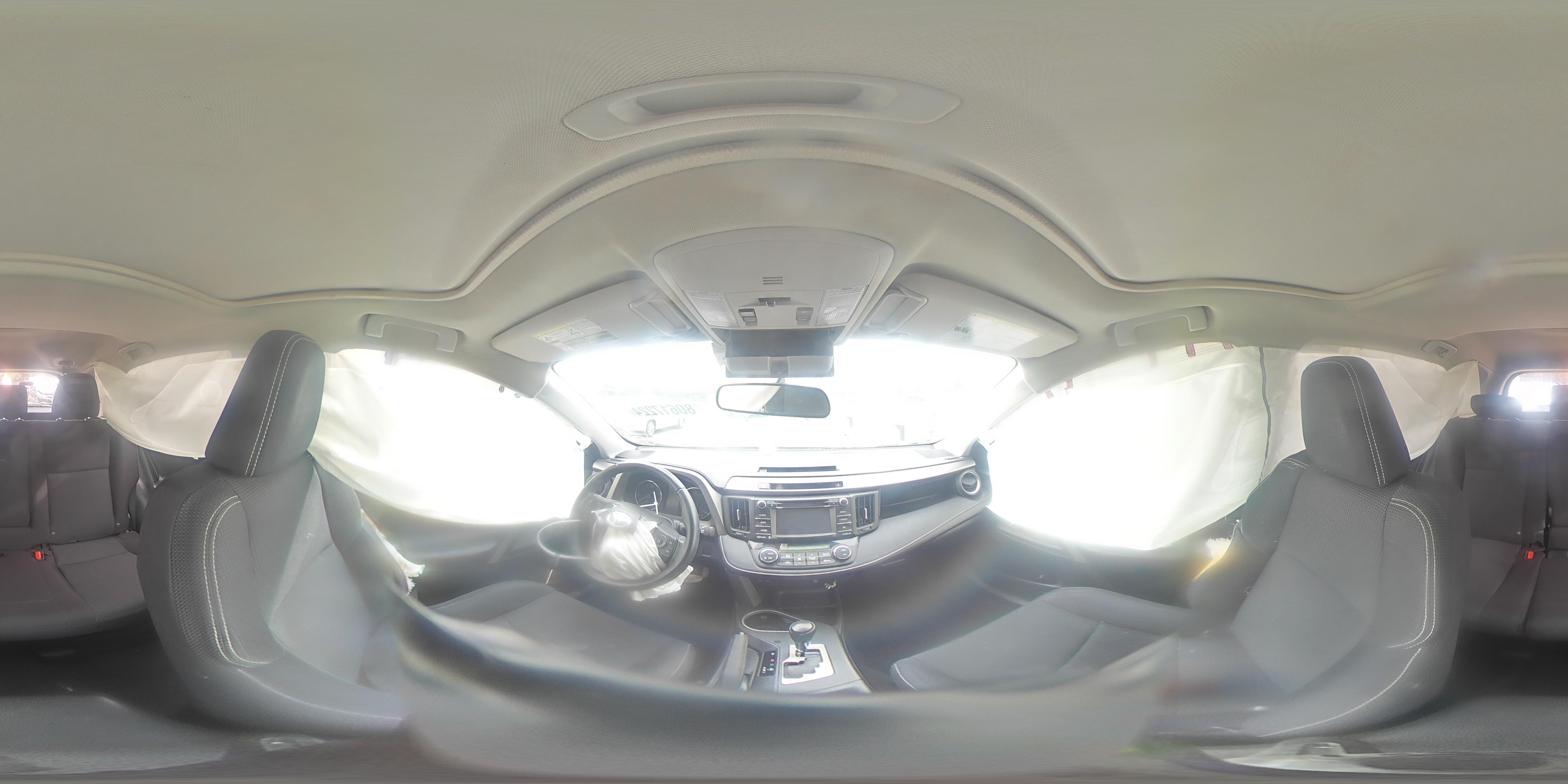 2016 Toyota RAV 4 - Image 14
