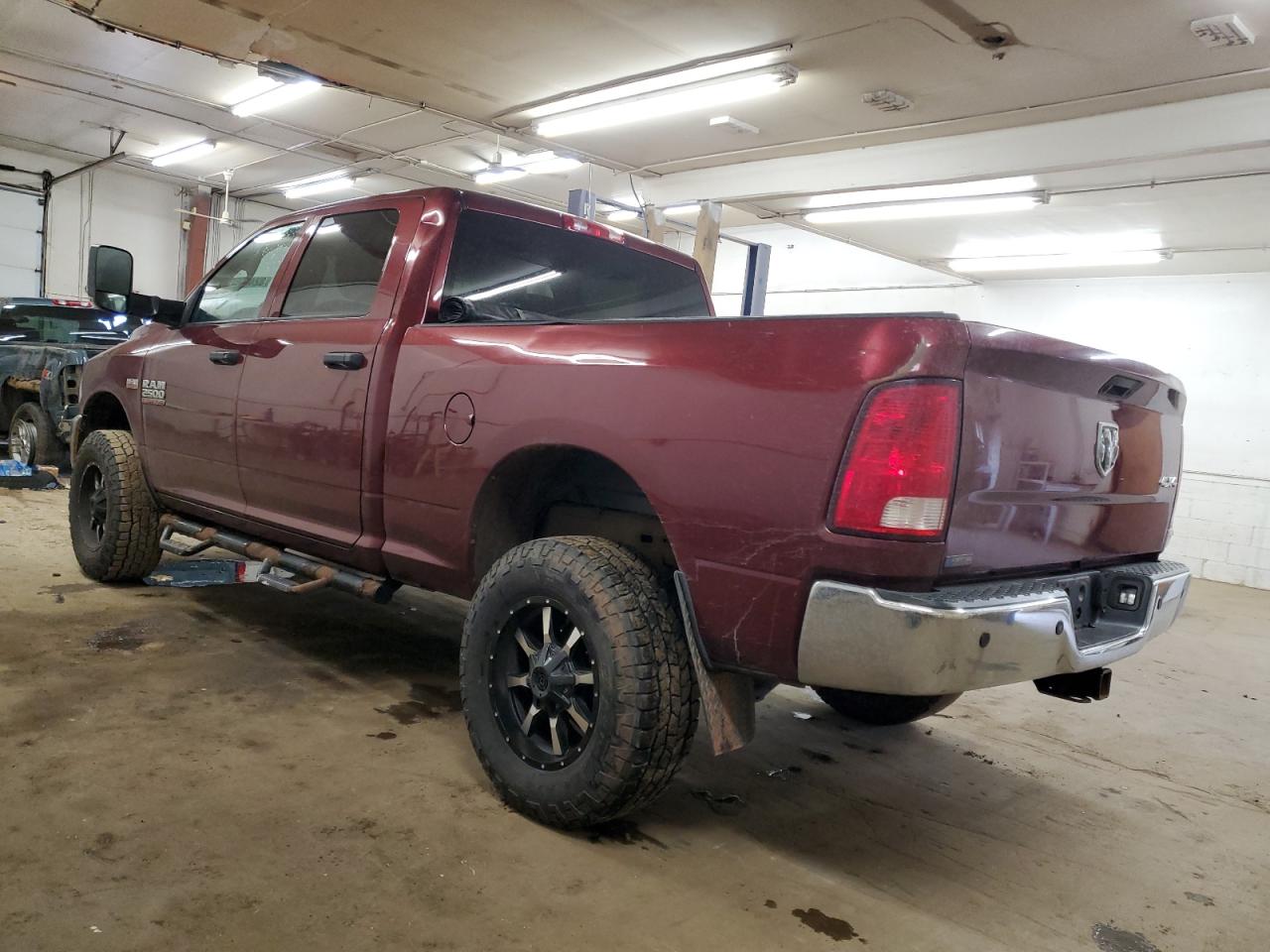 2016 RAM 2500 - Image 2