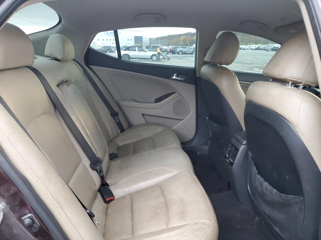 2013 Kia Optima - Image 10