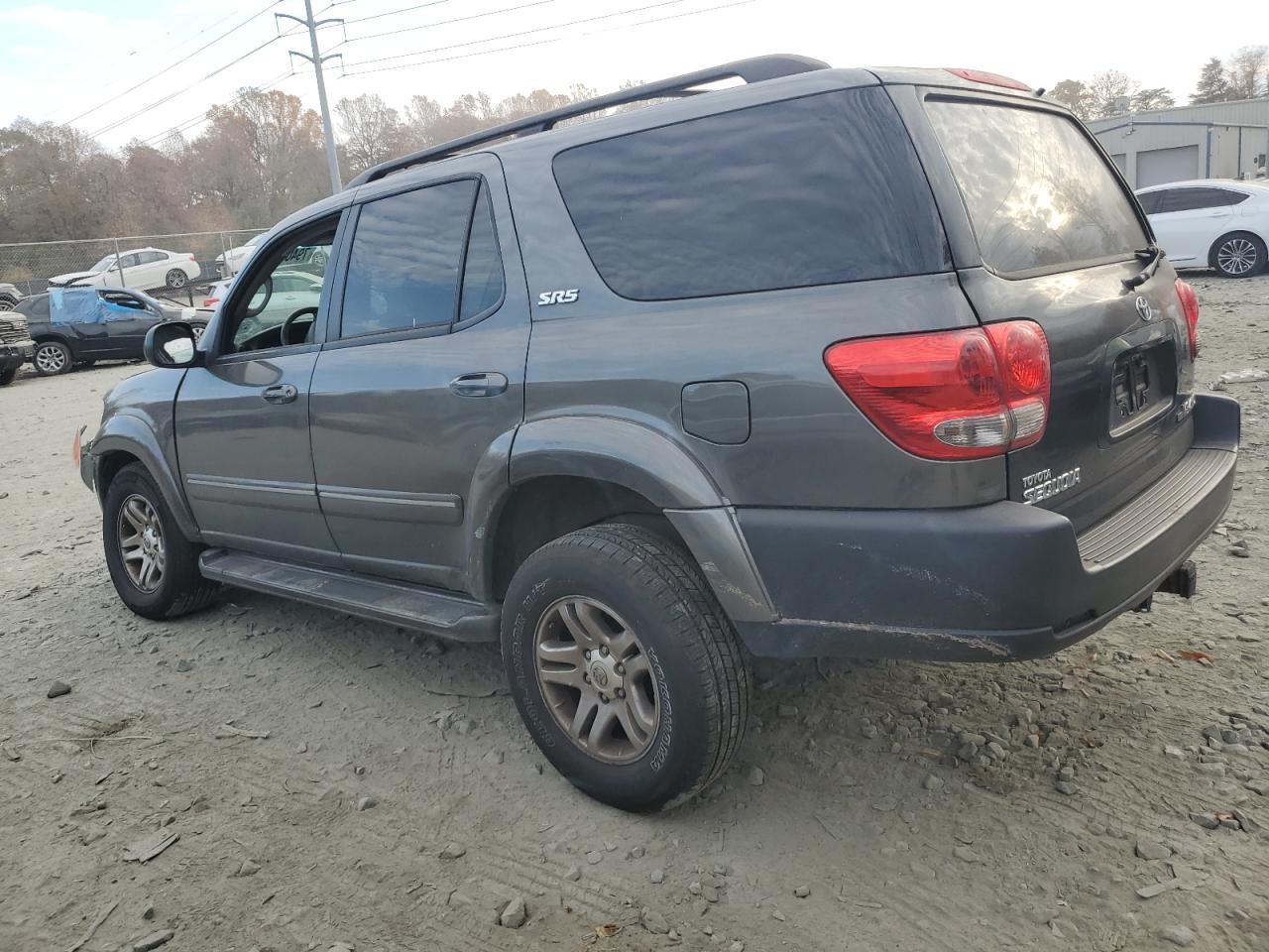 2007 Toyota Sequoia - Image 2