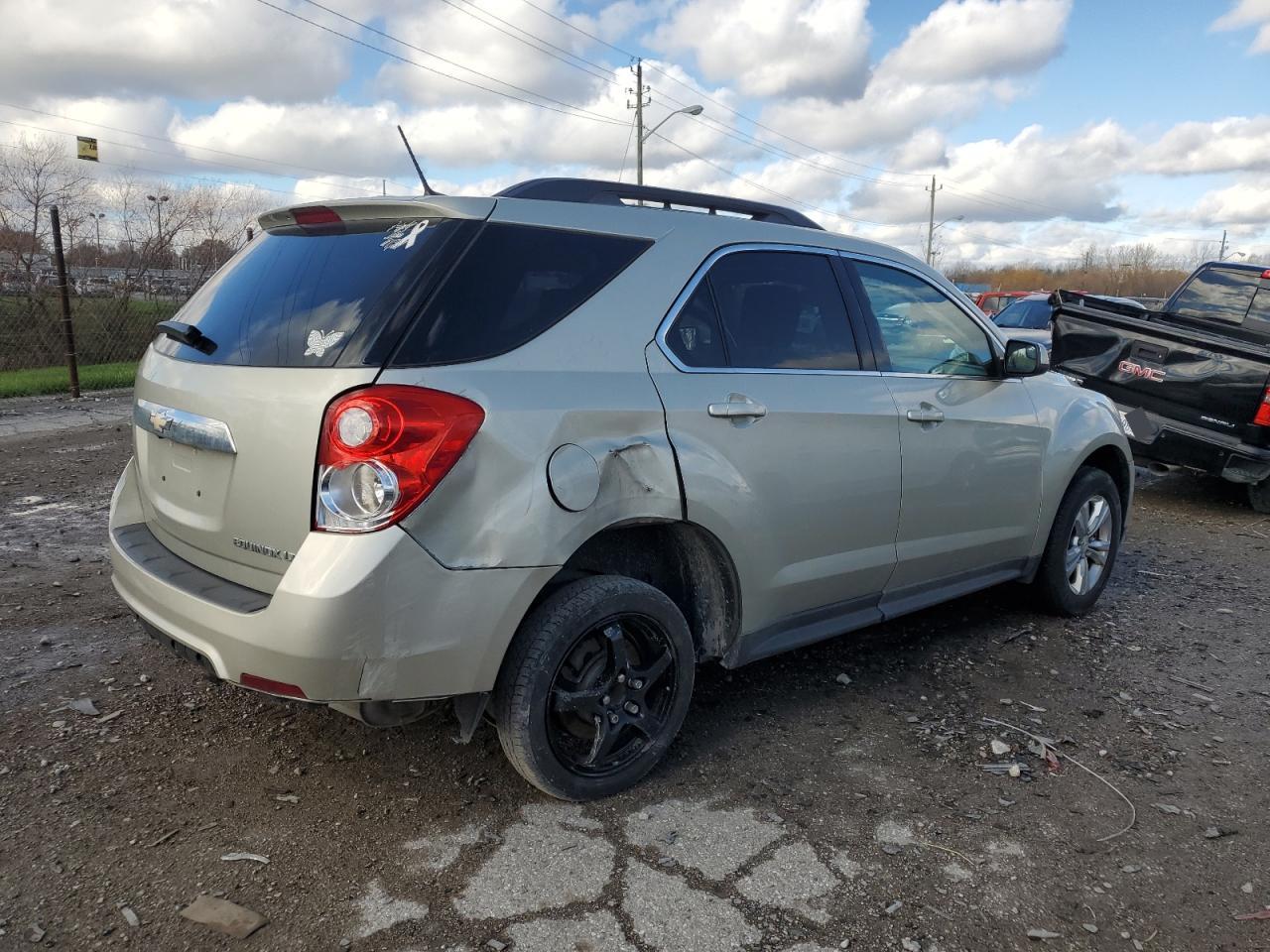 2014 Chevrolet Equinox - Image 3