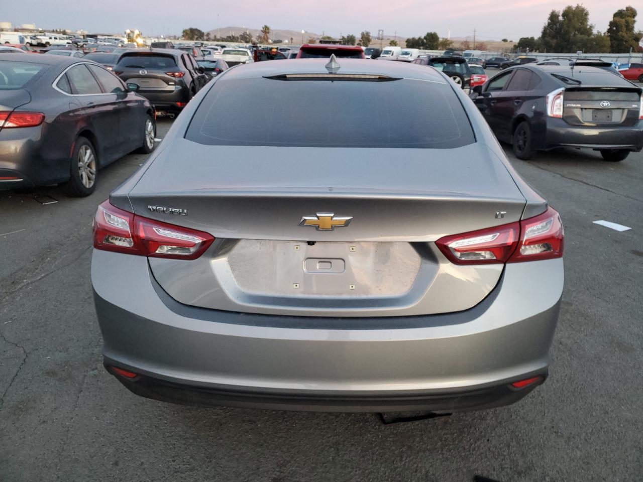 2023 Chevrolet Malibu - Image 6
