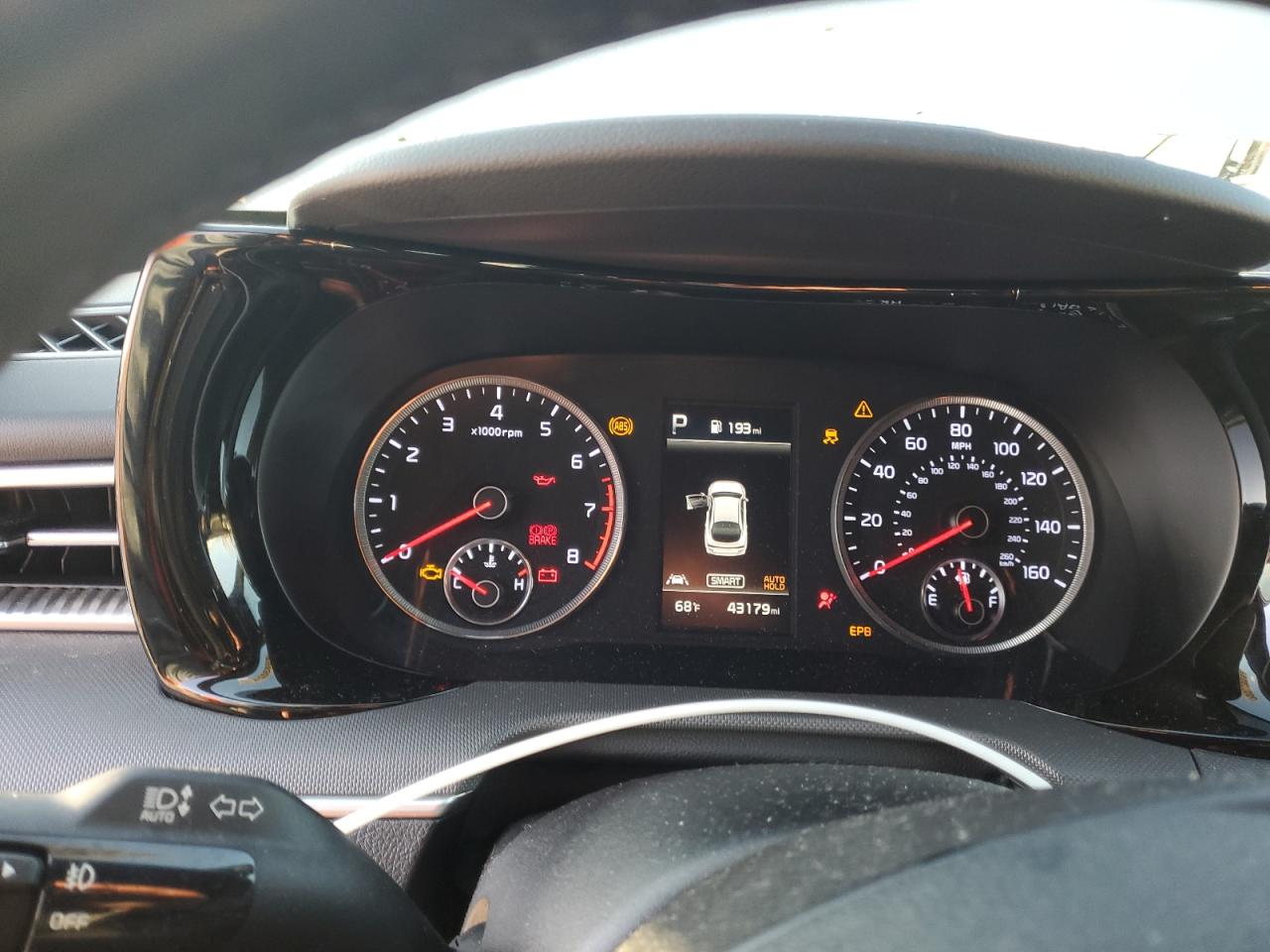 2021 Kia K5 - Image 9