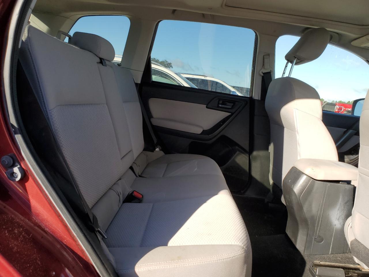 2015 Subaru Forester - Image 11