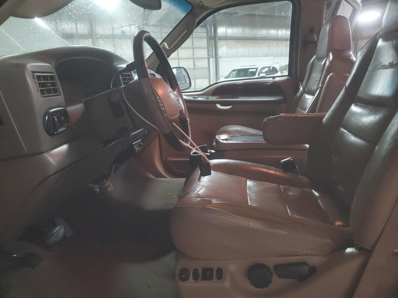 2003 Ford Excursion - Image 7