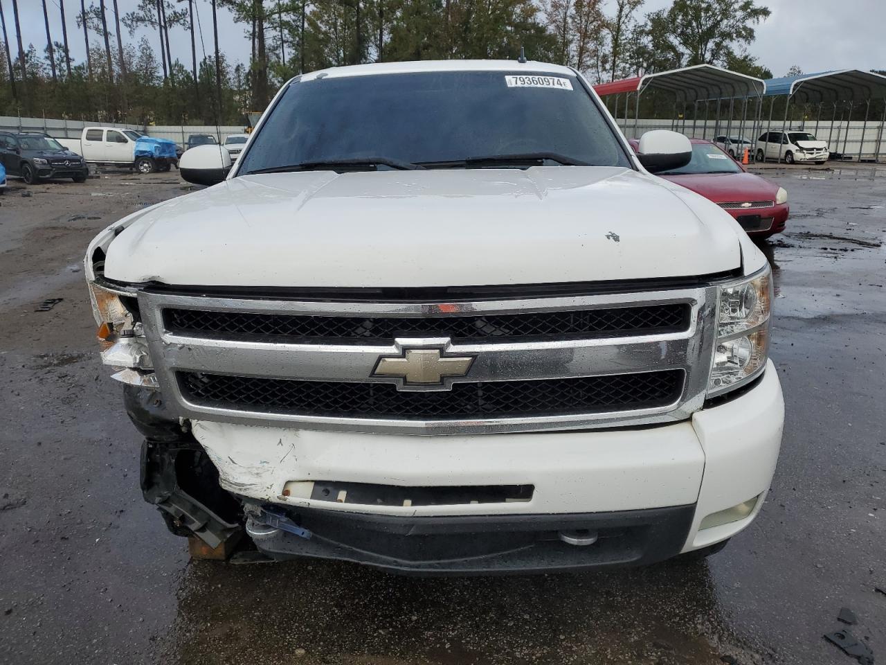 2011 Chevrolet Silverado - Image 5