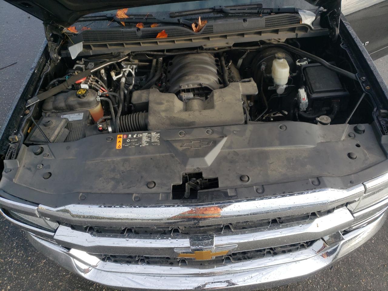 2018 Chevrolet Silverado - Image 11