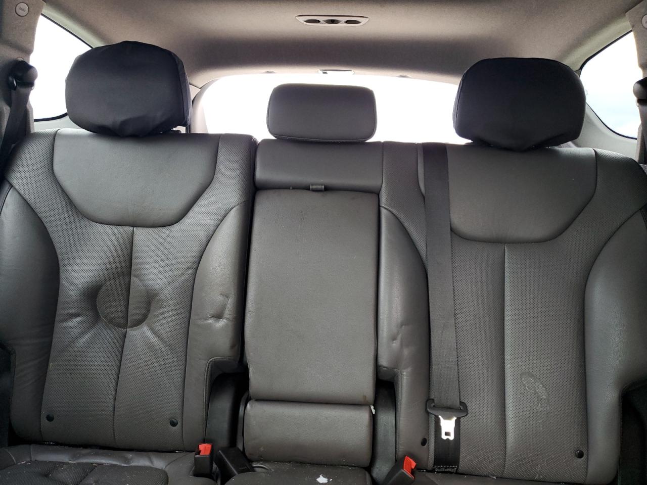 2020 Hyundai Santa Fe - Image 10