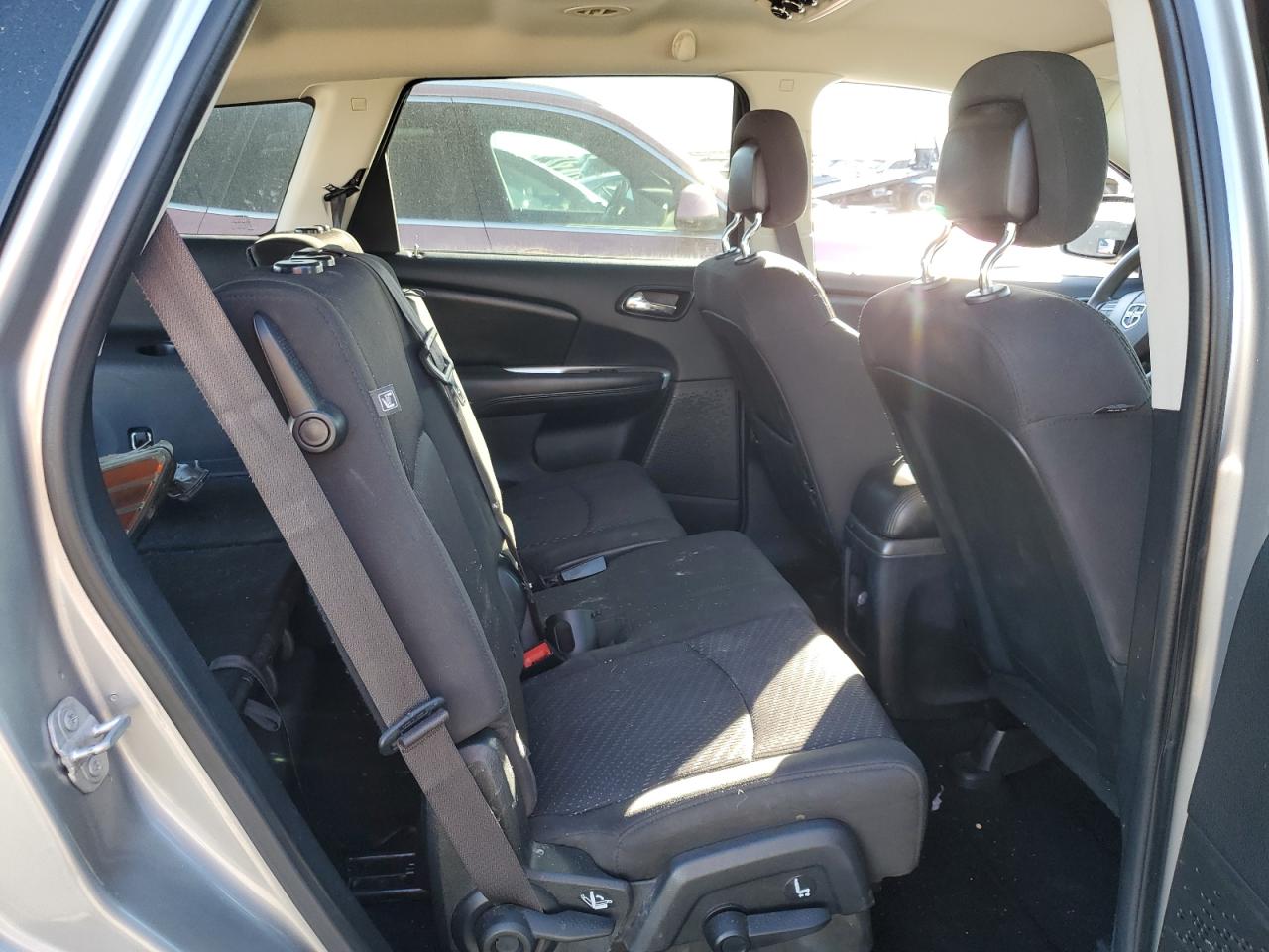2017 Dodge Journey - Image 11