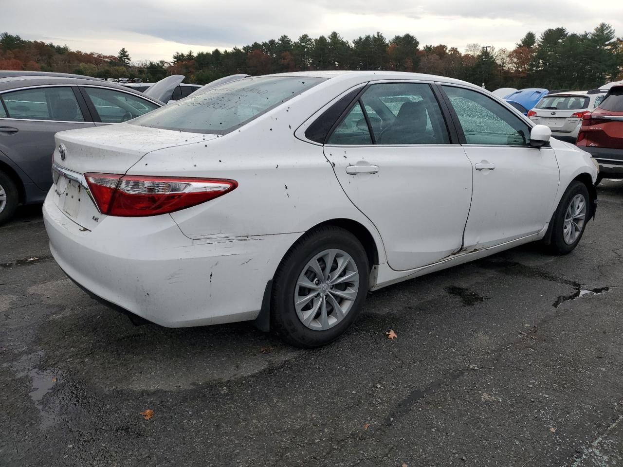 VIN 4T1BF1FK4GU152867 2016 TOYOTA CAMRY no.3