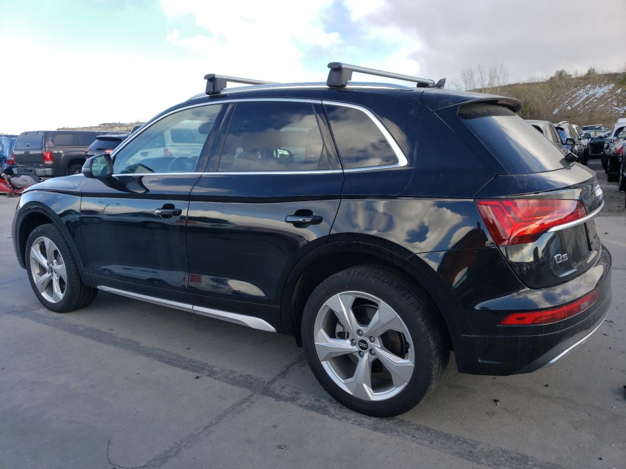2021 Audi Q5 - Image 2