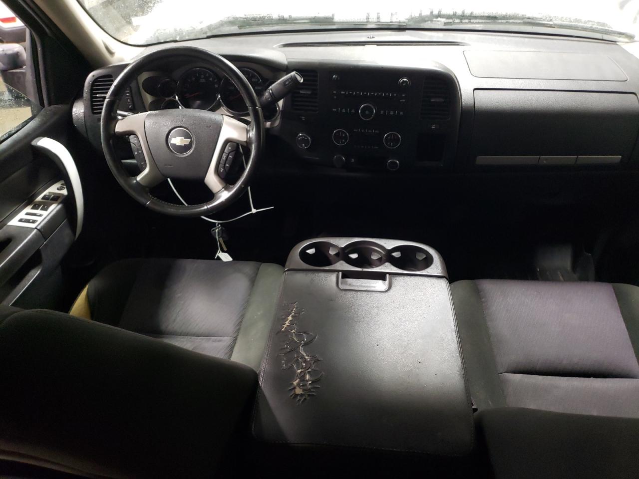 2010 Chevrolet Silverado - Image 8