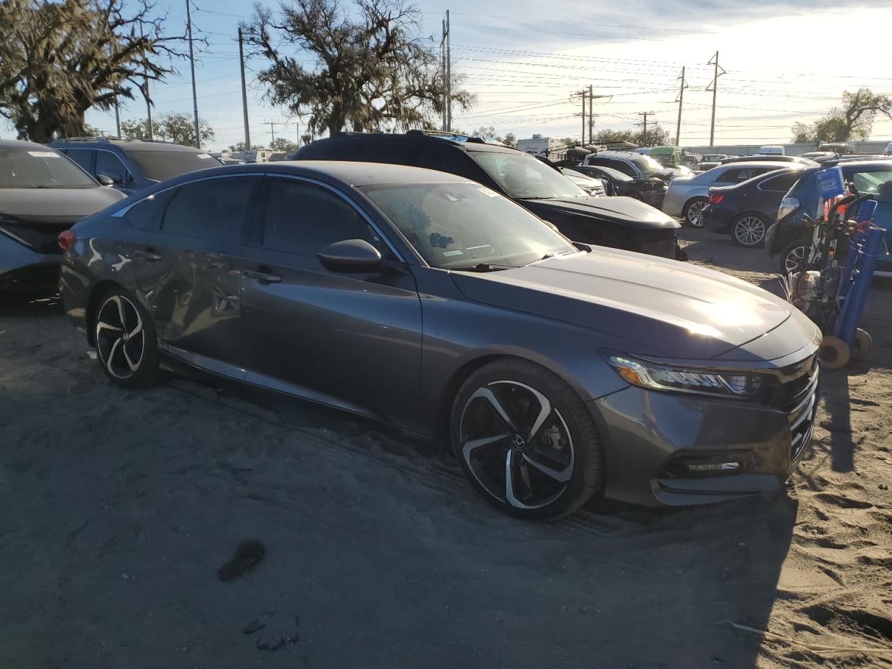 2018 Honda Accord Sport VIN: 1HGCV1F31JA263990 Lot: 81422014