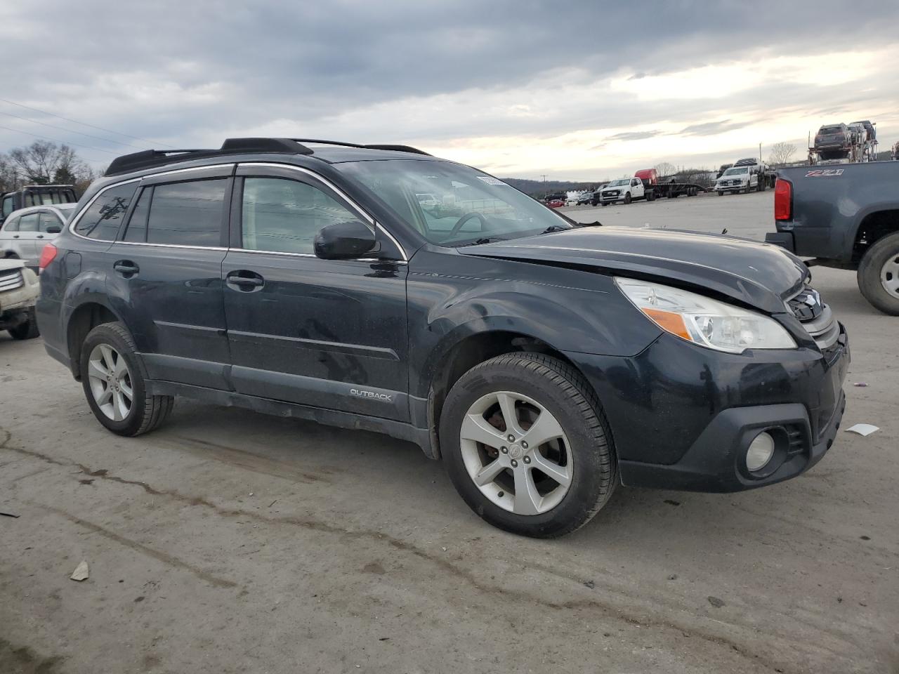 2013 Subaru Outback - Image 4