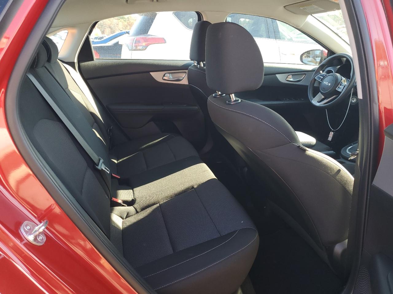 2023 Kia Forte - Image 10
