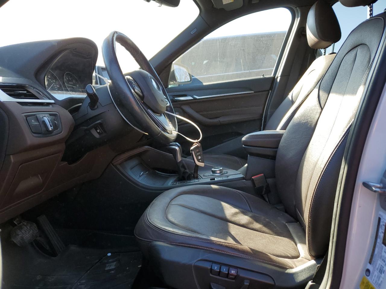 2017 BMW X1 - Image 7