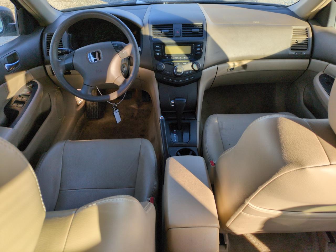2003 Honda Accord - Image 8